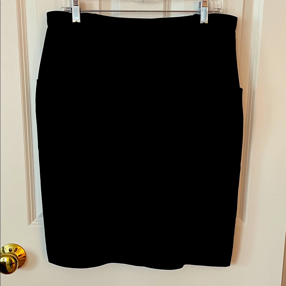 Jones New York Classic SILK NavyPencil Skirt